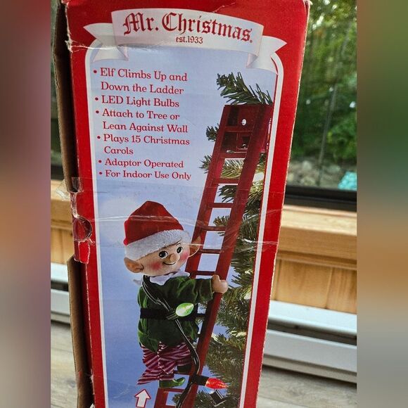 Mr. CHRISTMAS Super Climbing Elf HTF rare  climbs up and down with music lights! - Picture 5 of 13